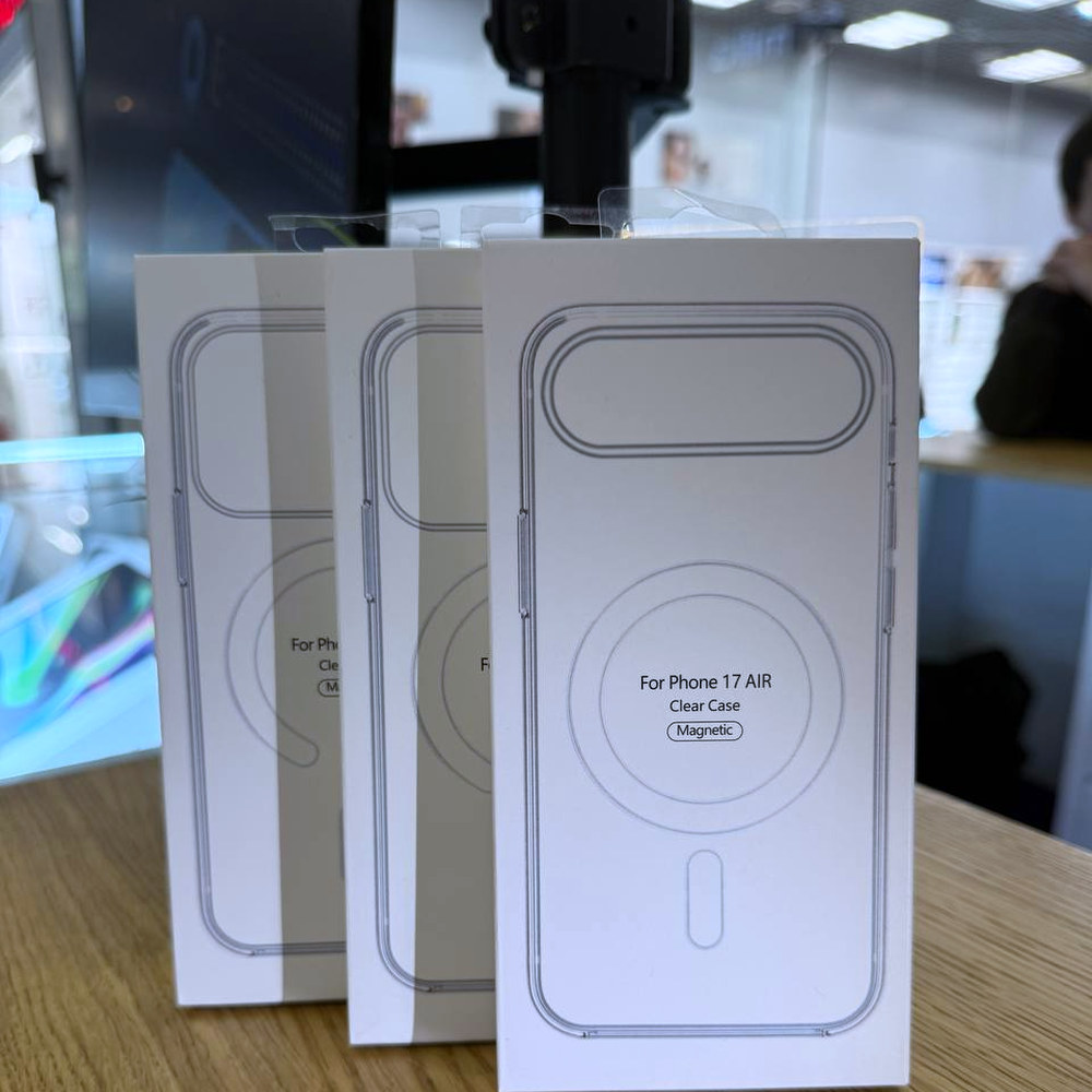 Прозрачный чехол с MagSafe